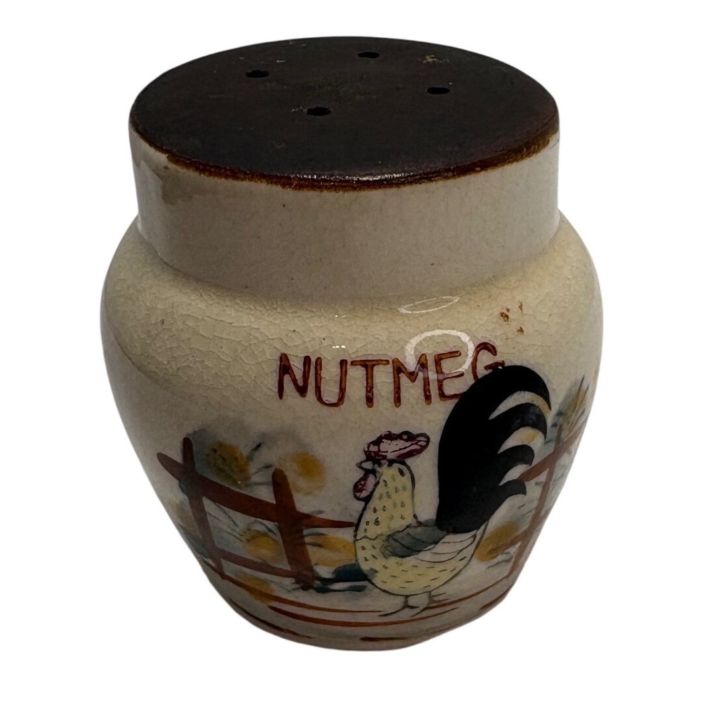 Nutmeg Ceramic Spice Shaker Hand Painted Rooster Fence Farmhouse Decor Vintage